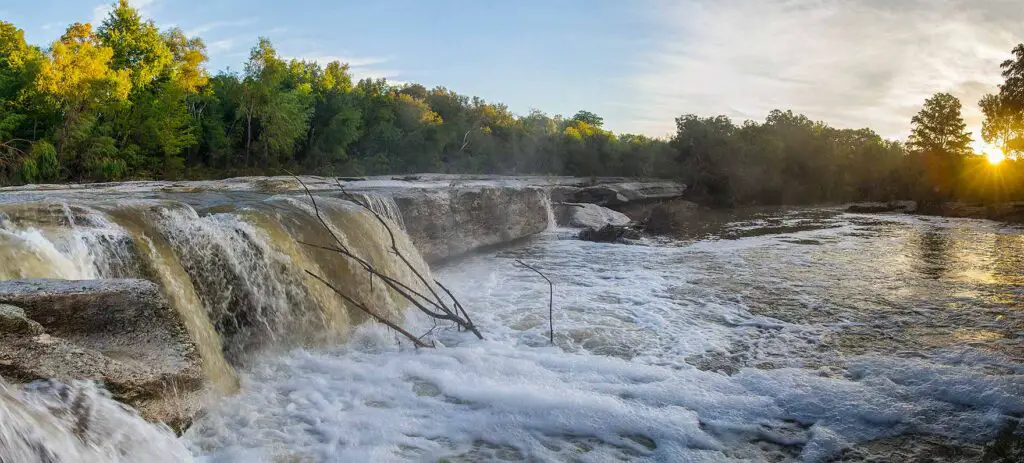 Hiking Trails In Texas With Waterfalls