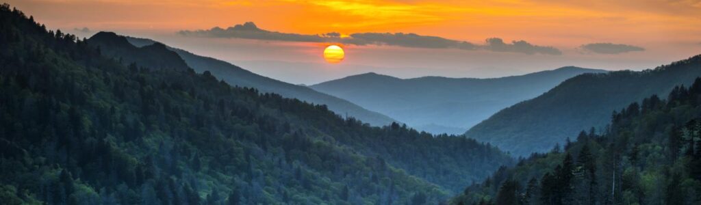 A Sanctuary To Mountains and Peaks Smoky Mountains National Park